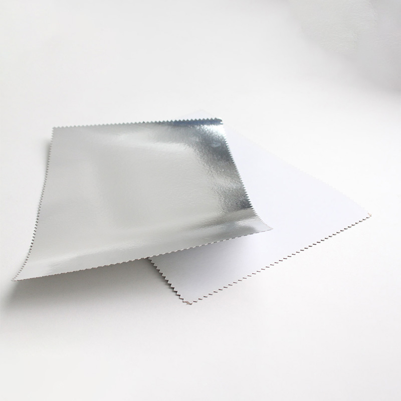 Kertas Aluminium Perak Metalik